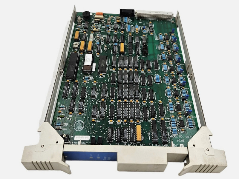 51304386-100 51304386-100