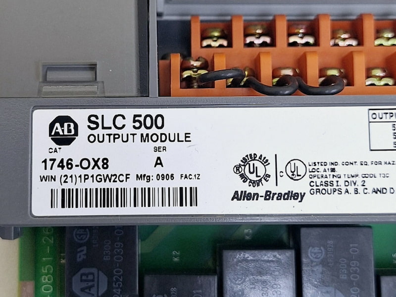 Allen-Bradley 1746-OX8 Allen-Bradley 1746-OX8