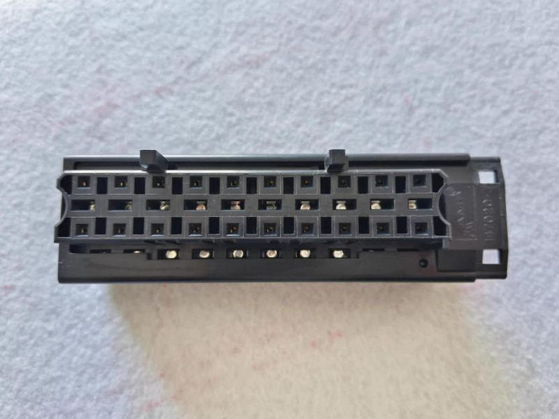 Allen-Bradley 1756-TBNH