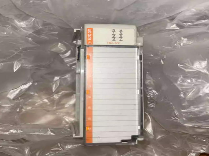 Allen-Bradley 1769-OW8 